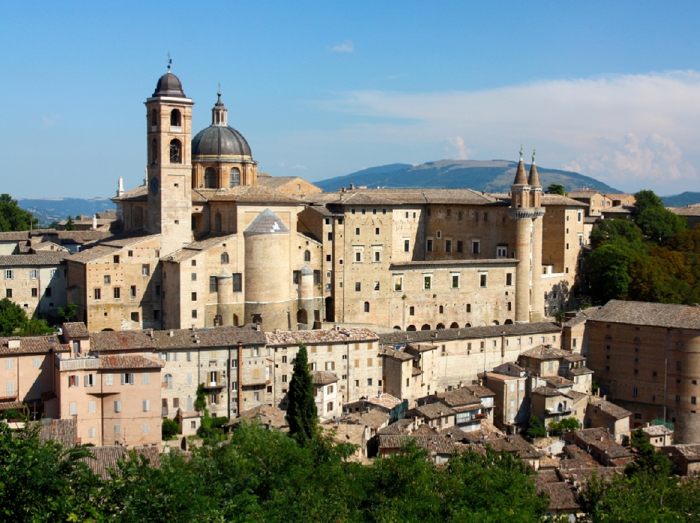 A lume di candela: Candelara, Fano, Pesaro e Urbino