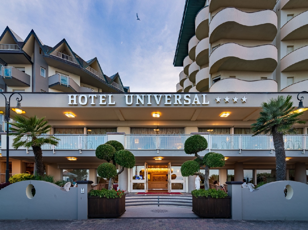 Soggiorno mare Hotel Universal 4* Cervia